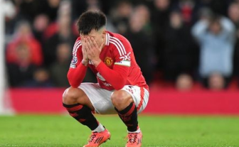 Fanoušci Manchesteru United nemohou akceptovat výsledky týmu